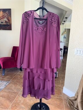 Ignite Evenings 2 Piece Dress - Size 16 - NWT
